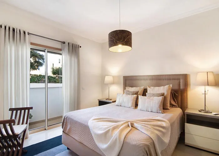 Da Ourada Marina Luz * Albufeira